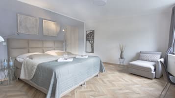 Superior Triple Room, 1 Bedroom, Non Smoking, City View | Frette Italian sheets, premium bedding, down duvets, soundproofing