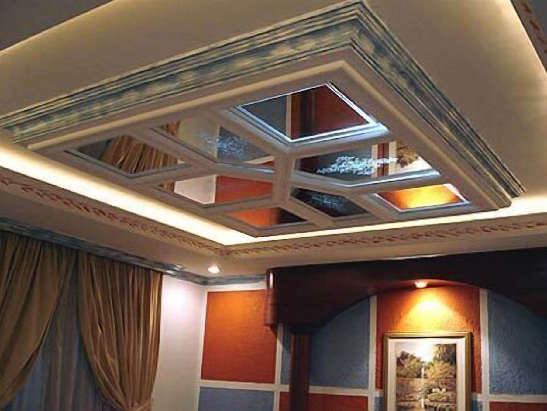 Photo - North Palace Hotel