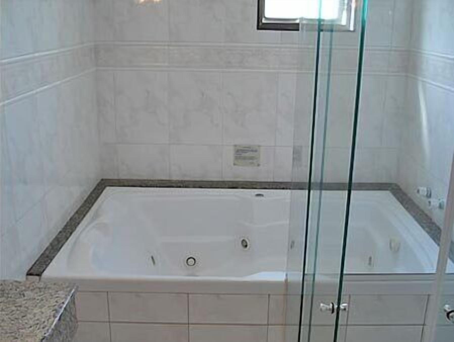 Photo - North Palace Hotel