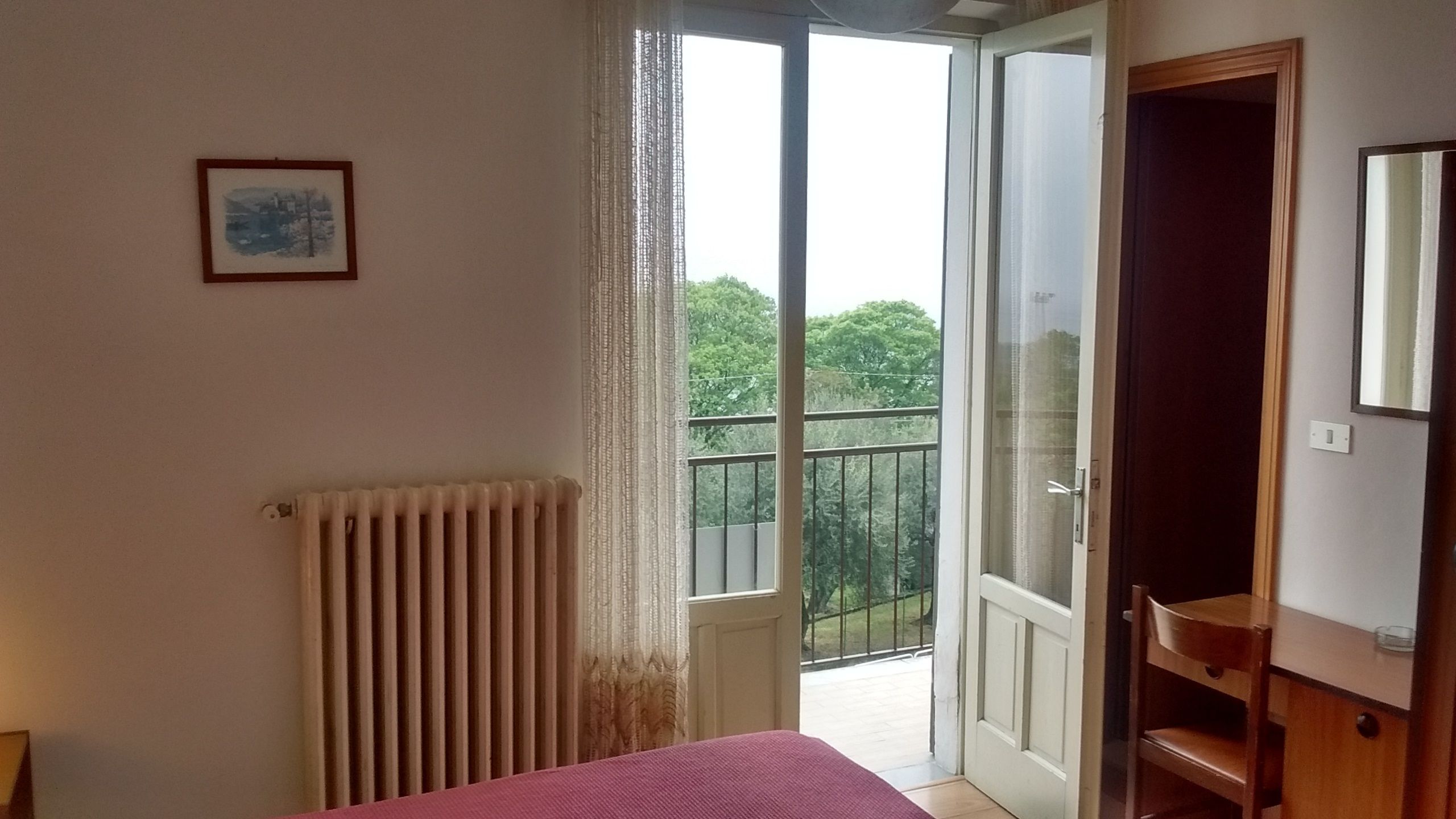 double room, partial lake view | desk, free cots/infant beds, free wifi, bed sheets