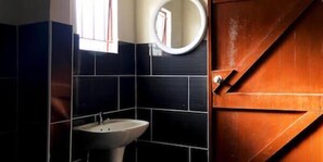 Dobbeltrom (Four Sleeper) | Vask på badet