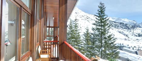 Chambre supérieure double | Balcon