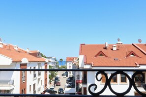 Deluxe Room | Terrace/patio - Zephyros City Otel (Datça)