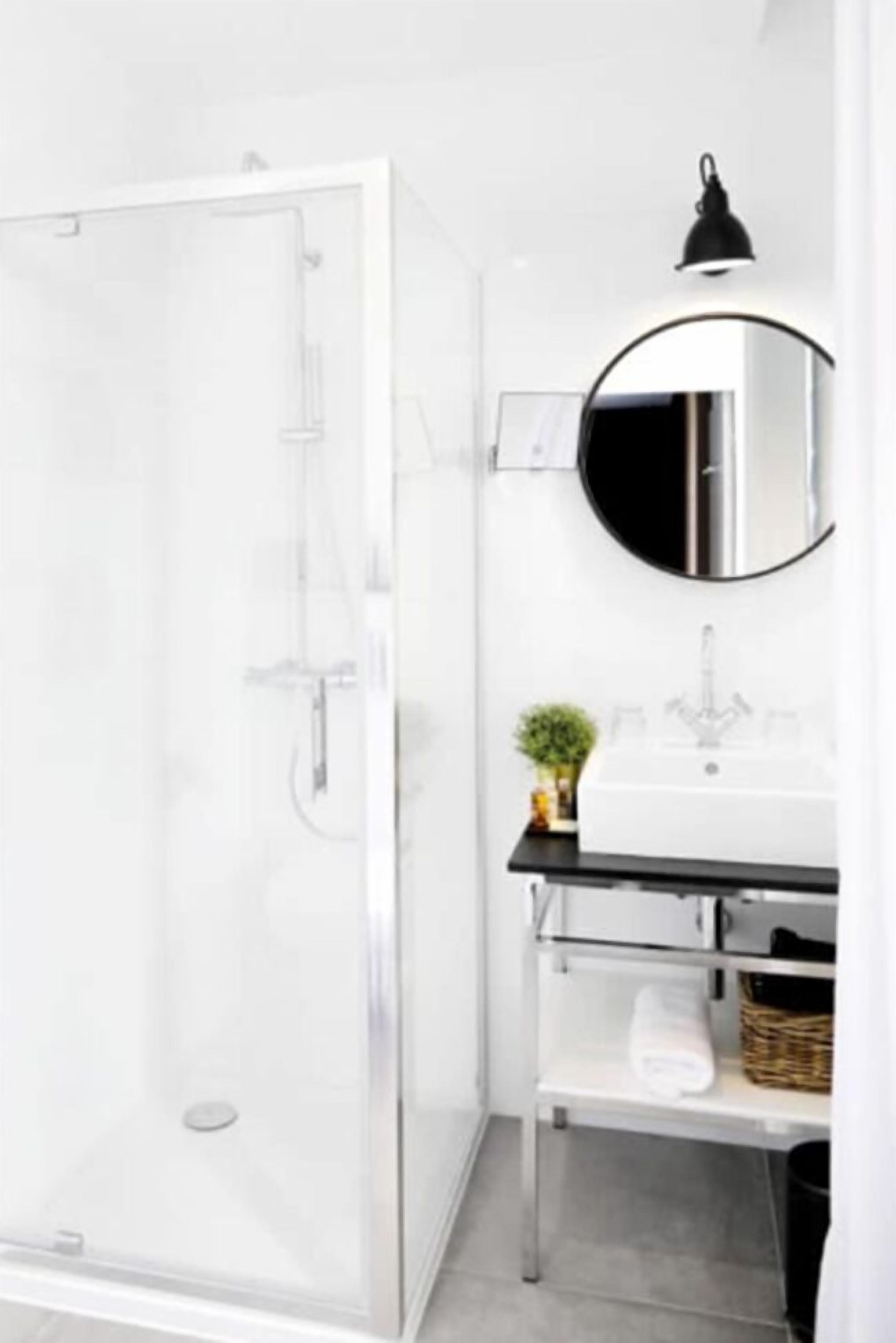 comfort double or twin room, 1 double bed | bathroom | free toiletries, hair dryer, bathrobes, slippers