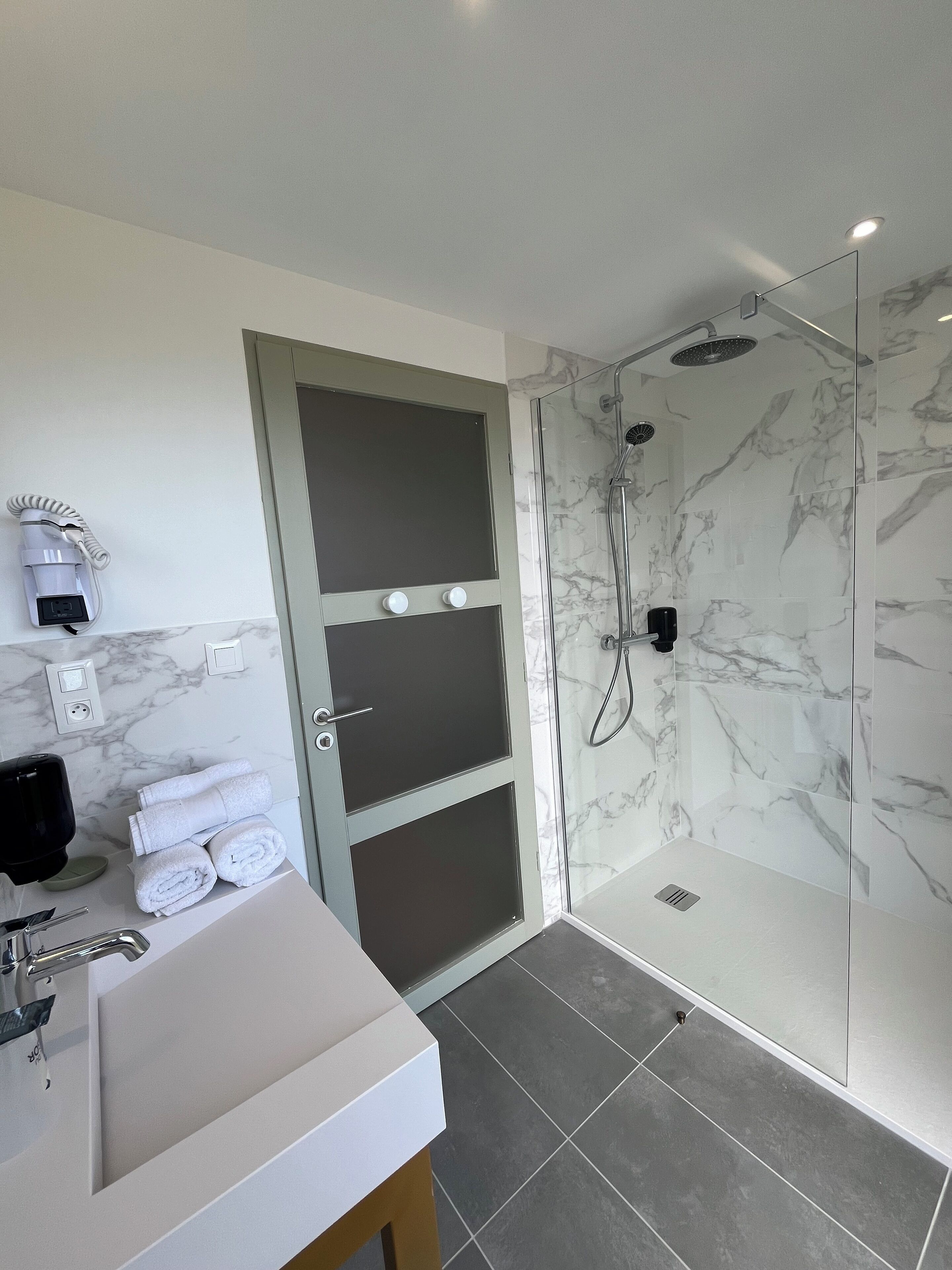 duplex | premium bedding, desk, soundproofing, iron/ironing board