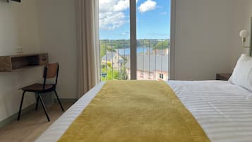 Literie de qualité supérieure, bureau, chambres insonorisées