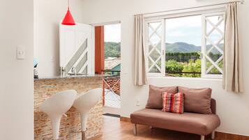 Granada | Cozinha privada | Geladeira, cooktop, cafeteira/chaleira