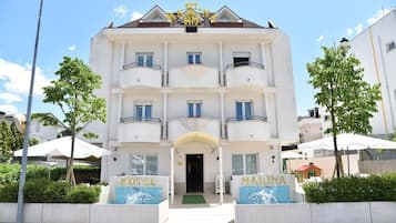 Façade de lâhĂ©bergement