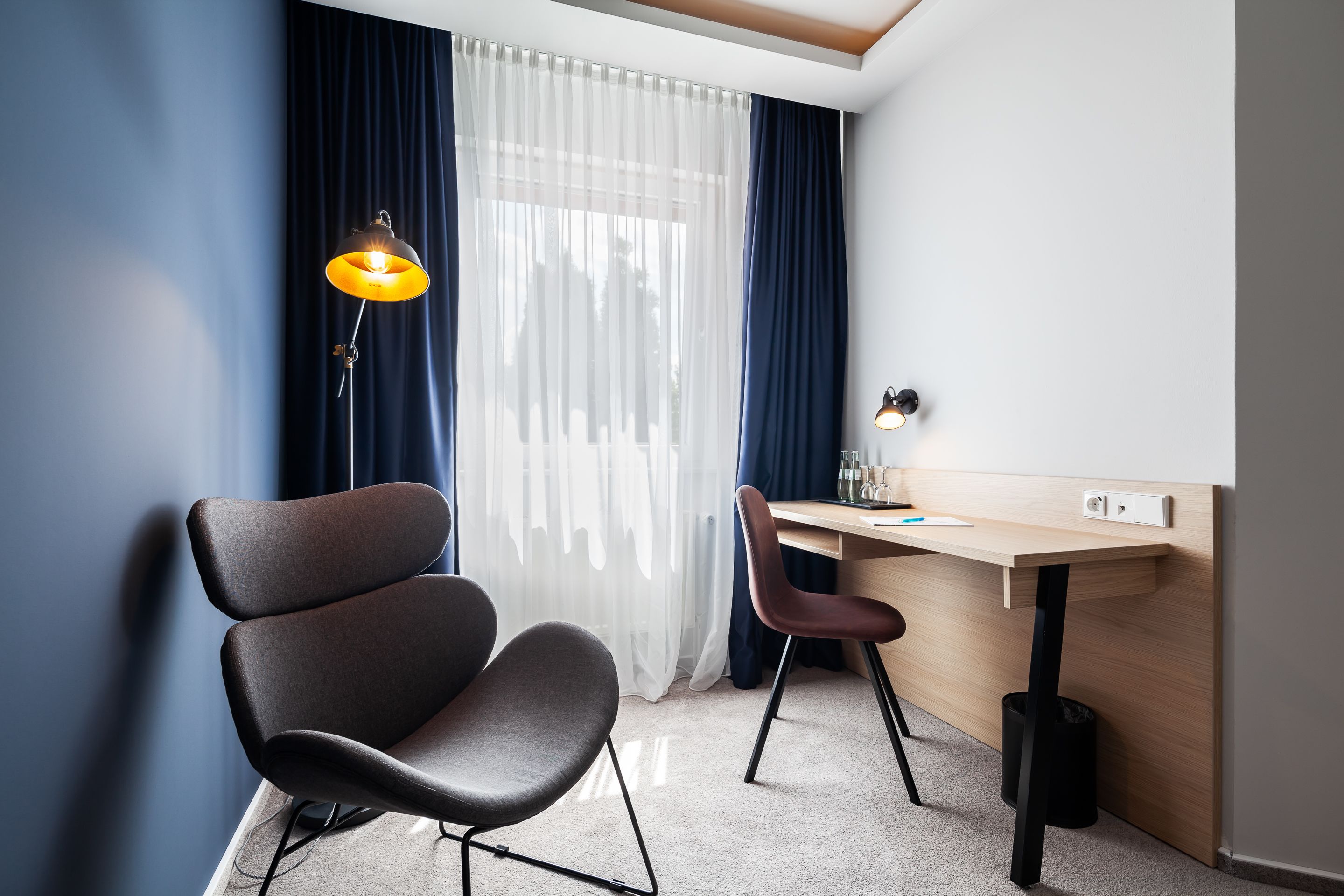 comfort single room | in-room safe, desk, laptop workspace, blackout curtains