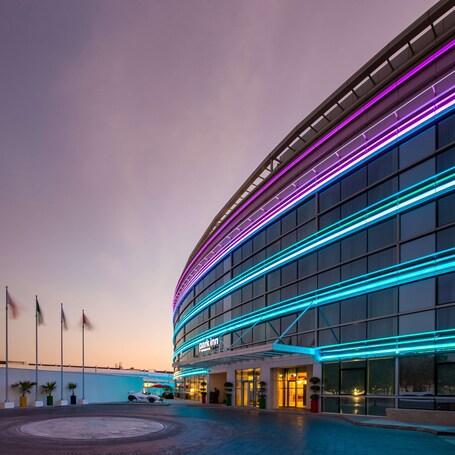 Park Inn by Radisson Dubai Motor City - Image 29