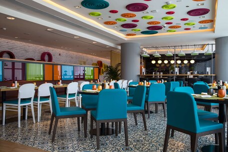 Park Inn by Radisson Dubai Motor City - Image 85