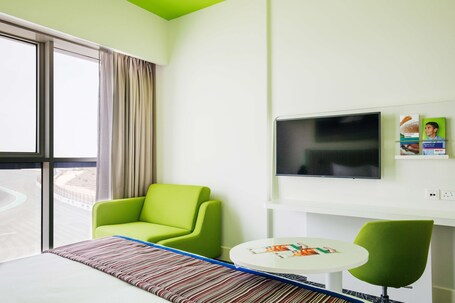 Park Inn by Radisson Dubai Motor City - Image 58