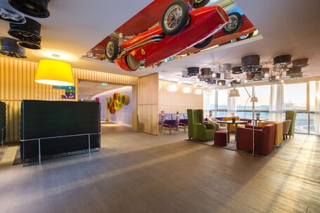 Park Inn by Radisson Dubai Motor City - Image 19