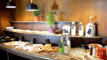 Daily buffet breakfast for a fee