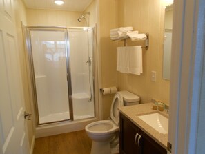 Shower, free toiletries, towels