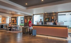 Lobby - Hotel Indigo London - Aldgate (London)