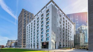 Unclassified image, 3 of 40, button - Hotel Indigo London - Aldgate (London)