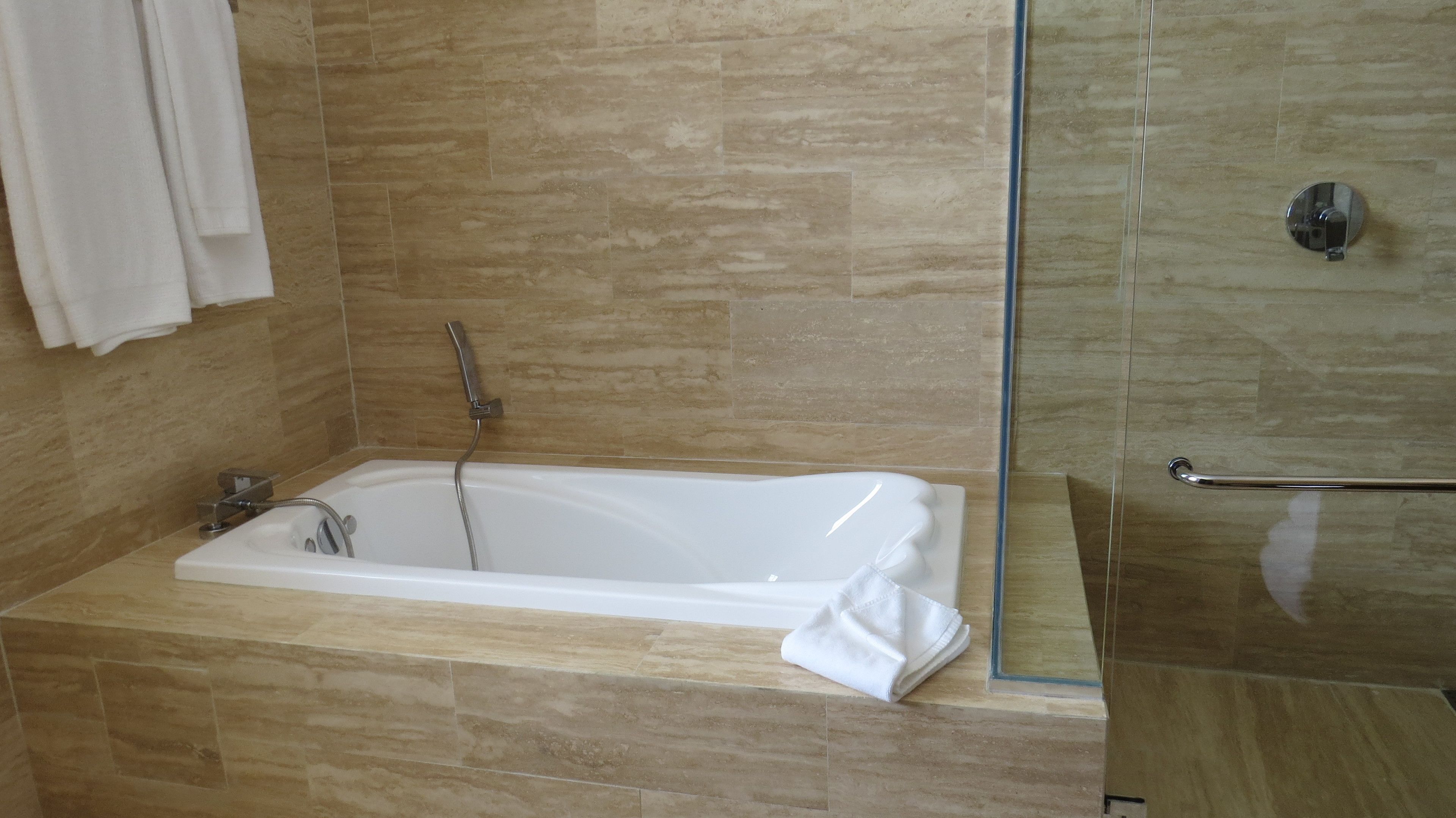 Bañera profunda