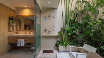 Villa, 1 camera da letto, vista oceano (1 Bedroom) | Bagno | Doccia, set di cortesia gratuito, asciugacapelli, accappatoio