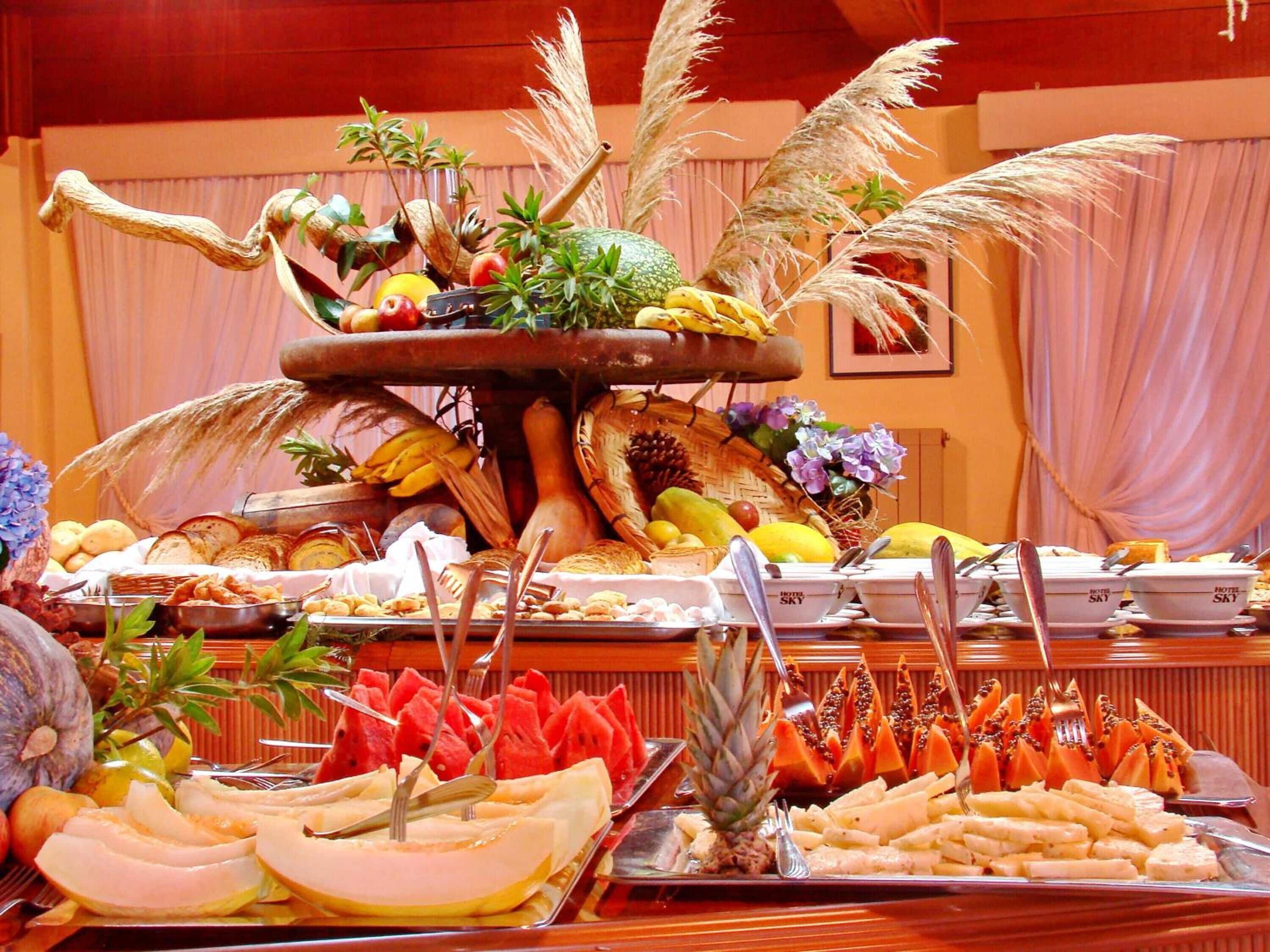 breakfast and dinner served, brazilian cuisine