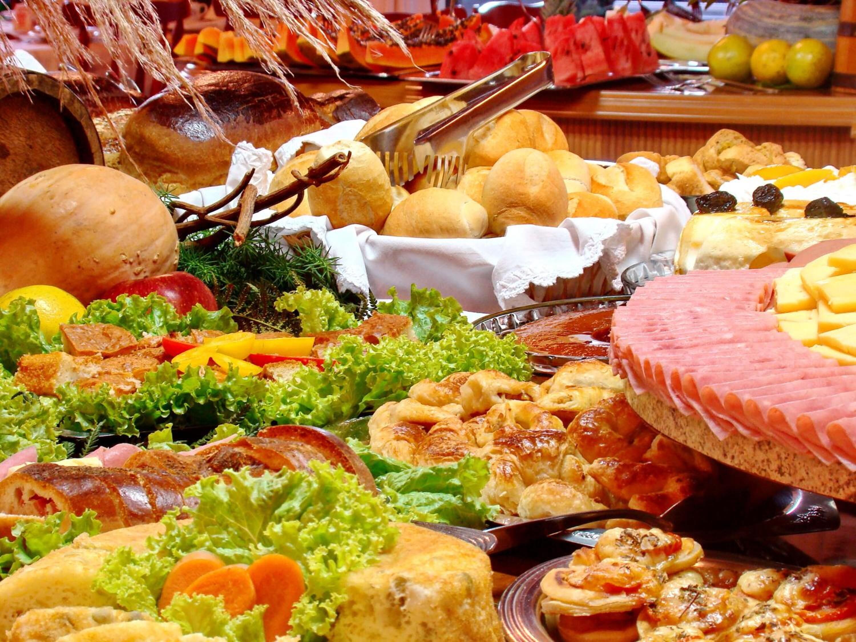 breakfast and dinner served, brazilian cuisine