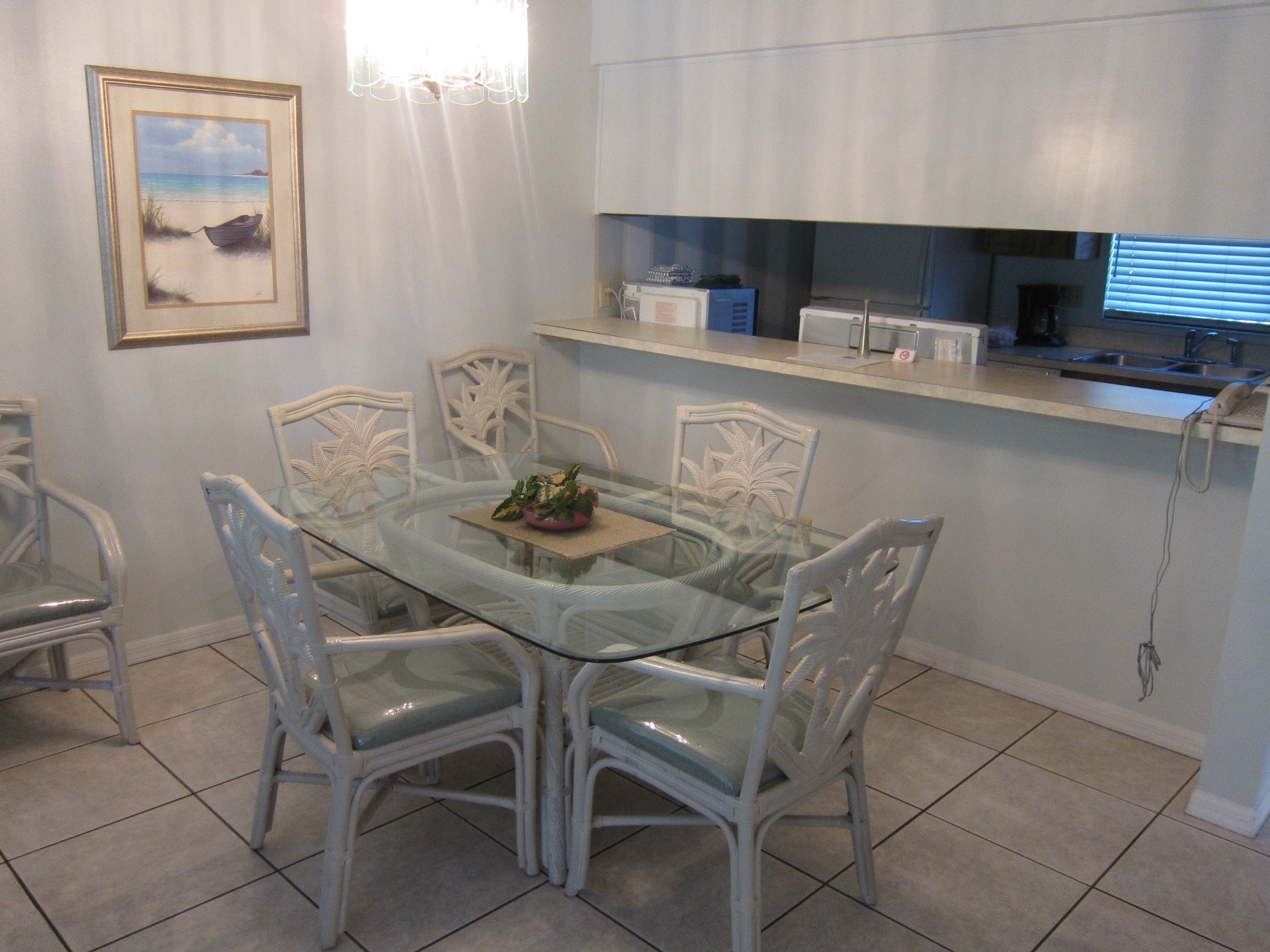 Makan di kamar