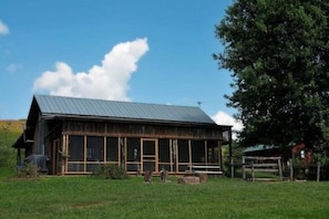 Exterior - The Guesthouse (Limestone)