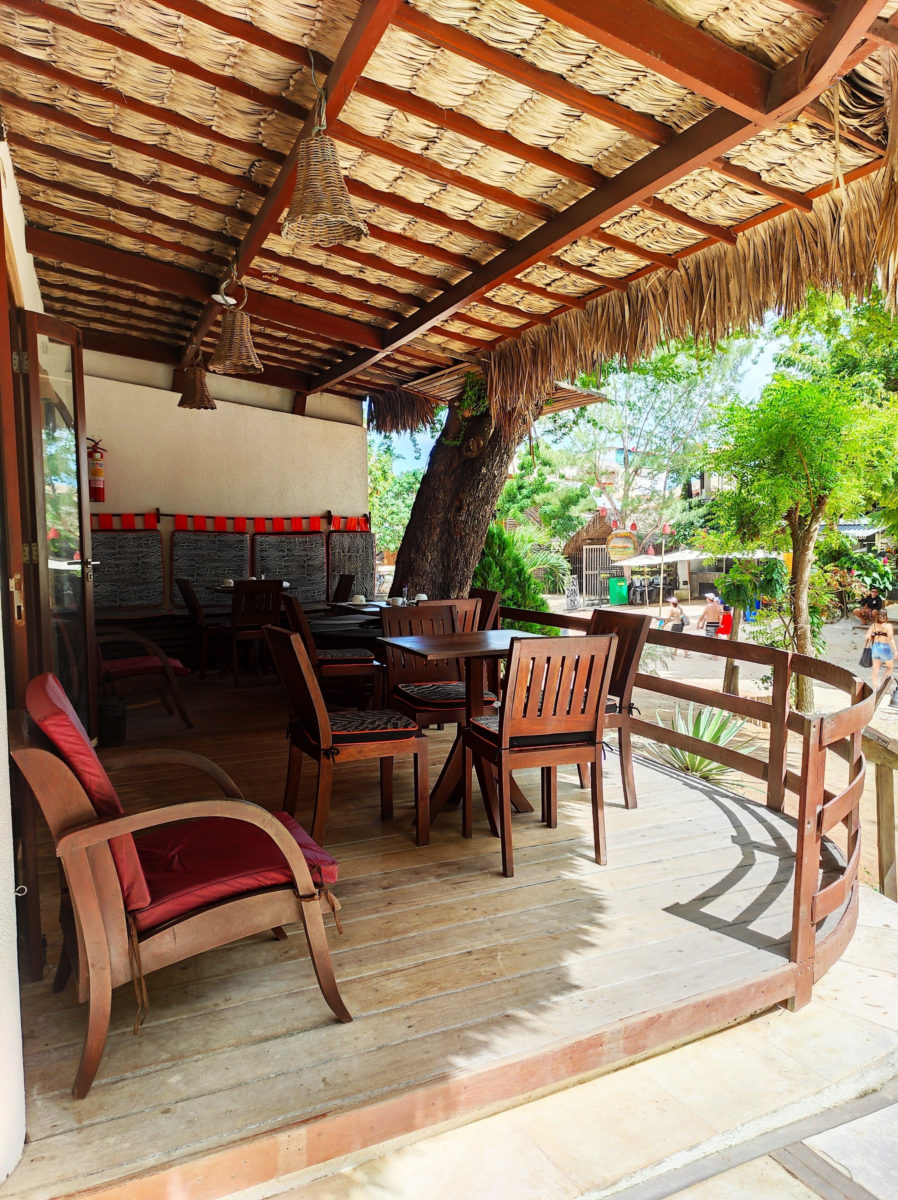 Café da manhã com buffet grátis todos os dias