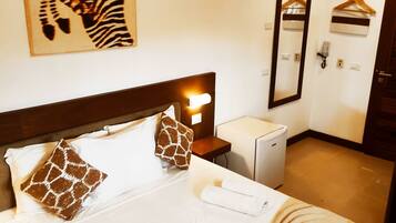 Suite Queen | 1 quarto, frigobar, quartos à prova de som, Wi-Fi de cortesia