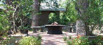 Far View - A Bed & Breakfast Estate