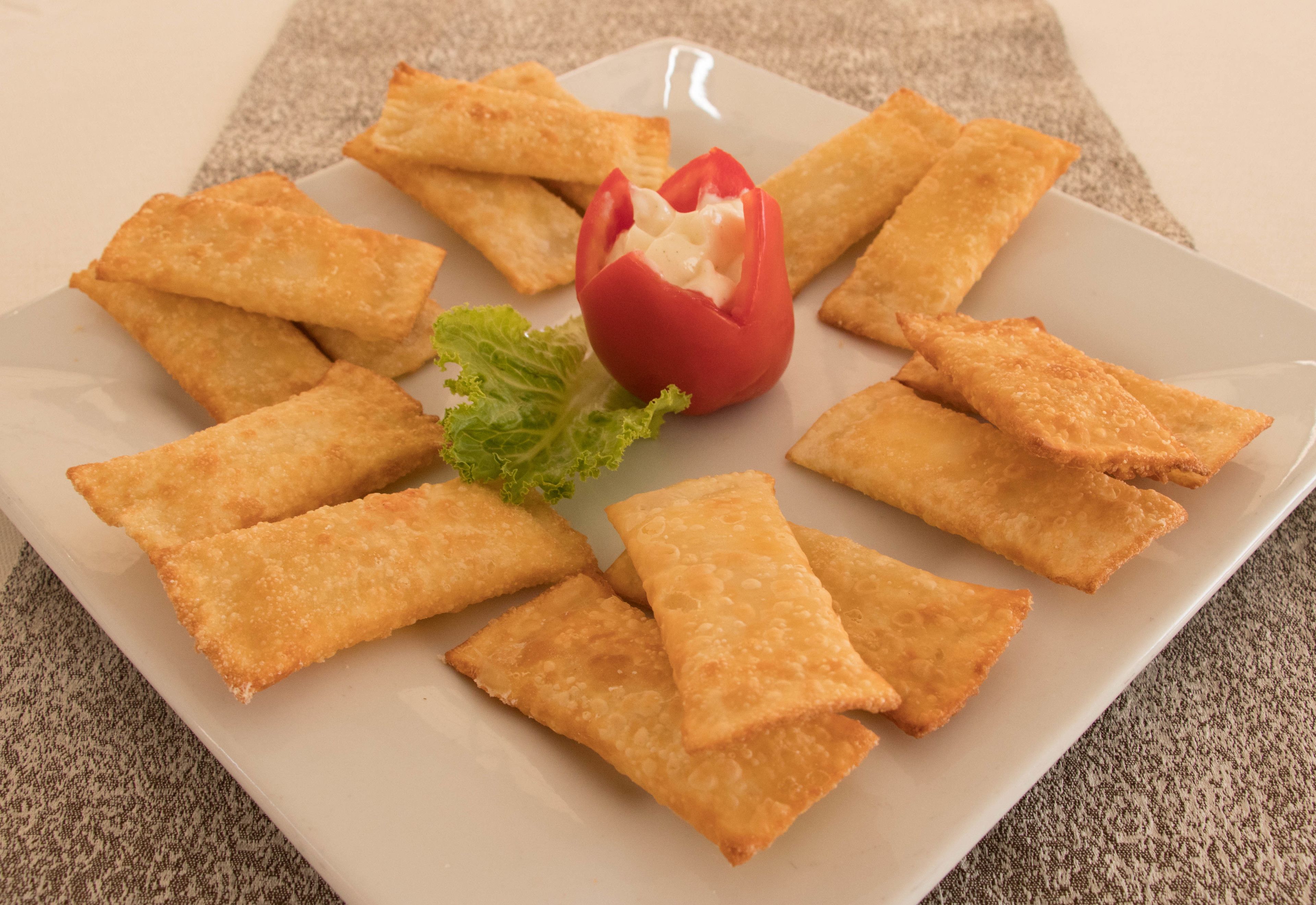 breakfast, lunch, dinner served; local cuisine