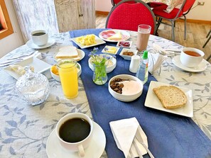 Petit-déjeuner buffet compris tous les jours