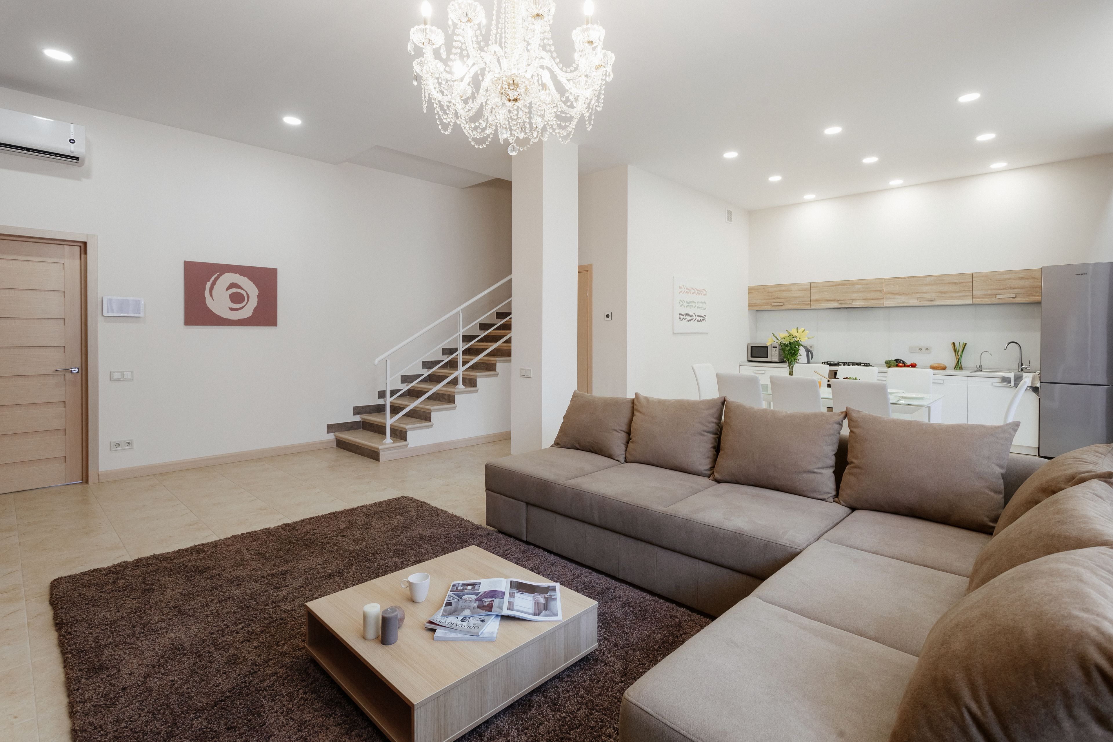 尊荣别墅, 4 间卧室 | 起居区 | 平板电视