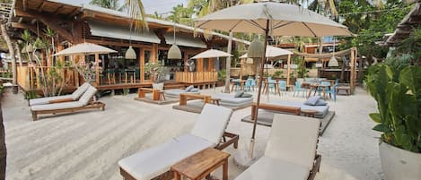 Petit déjeuner et brunch servis sur place