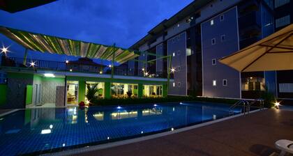 Gold Airport Suites