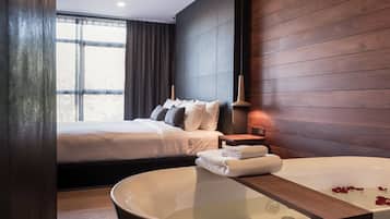 The Habita Suite | Deep soaking bathtub