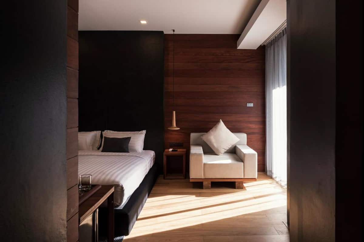 The Habita Classic Grand | Minibar, desk, free WiFi