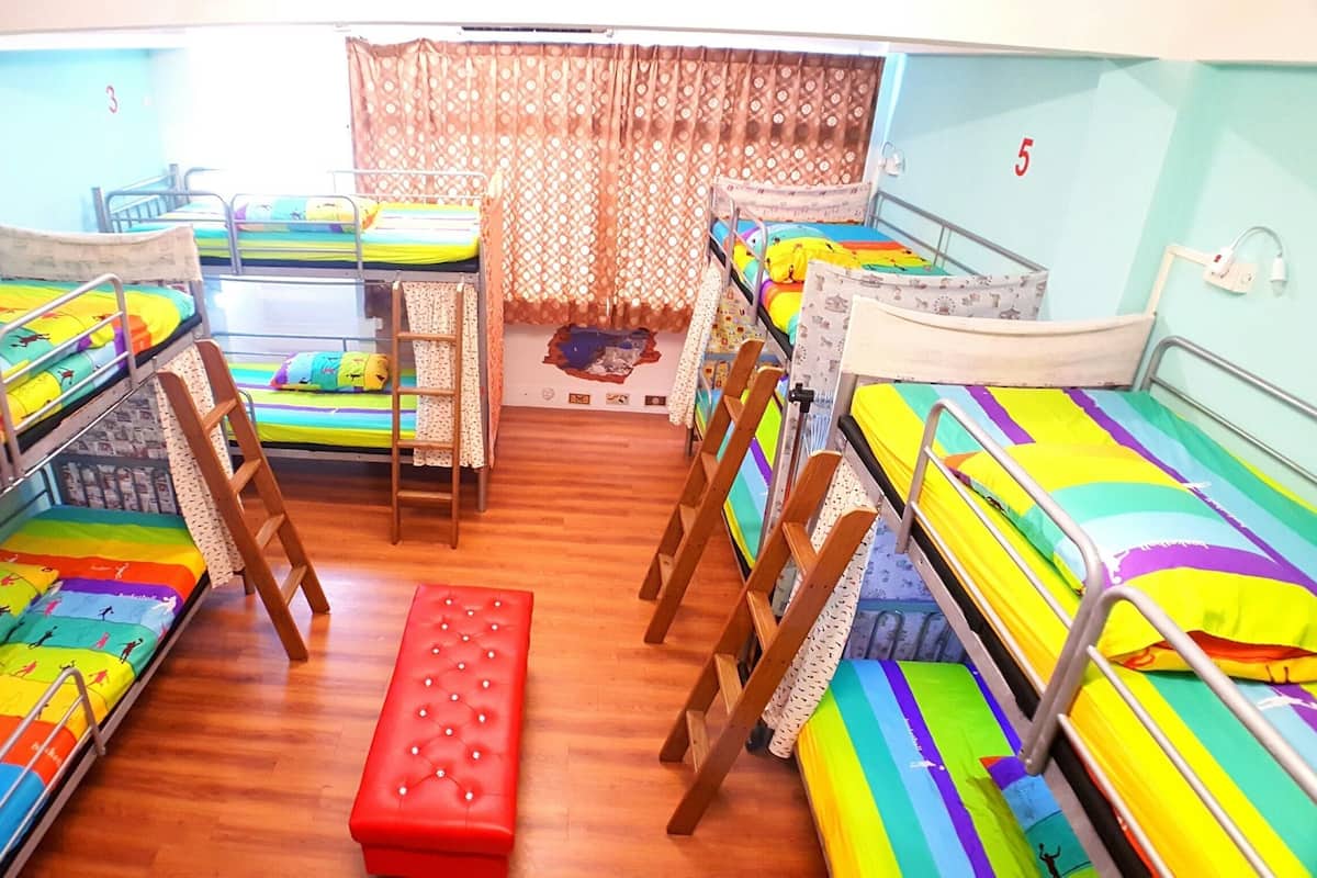 Economy Shared Dormitory, Women only | Blackout drapes, free WiFi