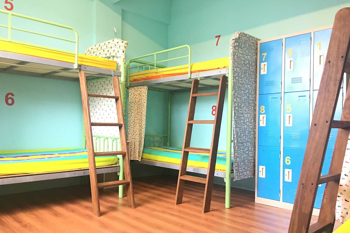 Economy Shared Dormitory, Men only | Blackout drapes, free WiFi