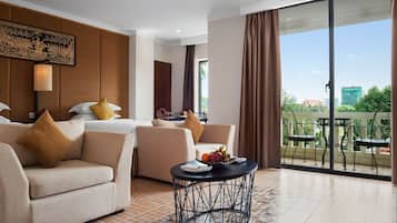 1 bedroom, Egyptian cotton sheets, premium bedding, memory-foam beds