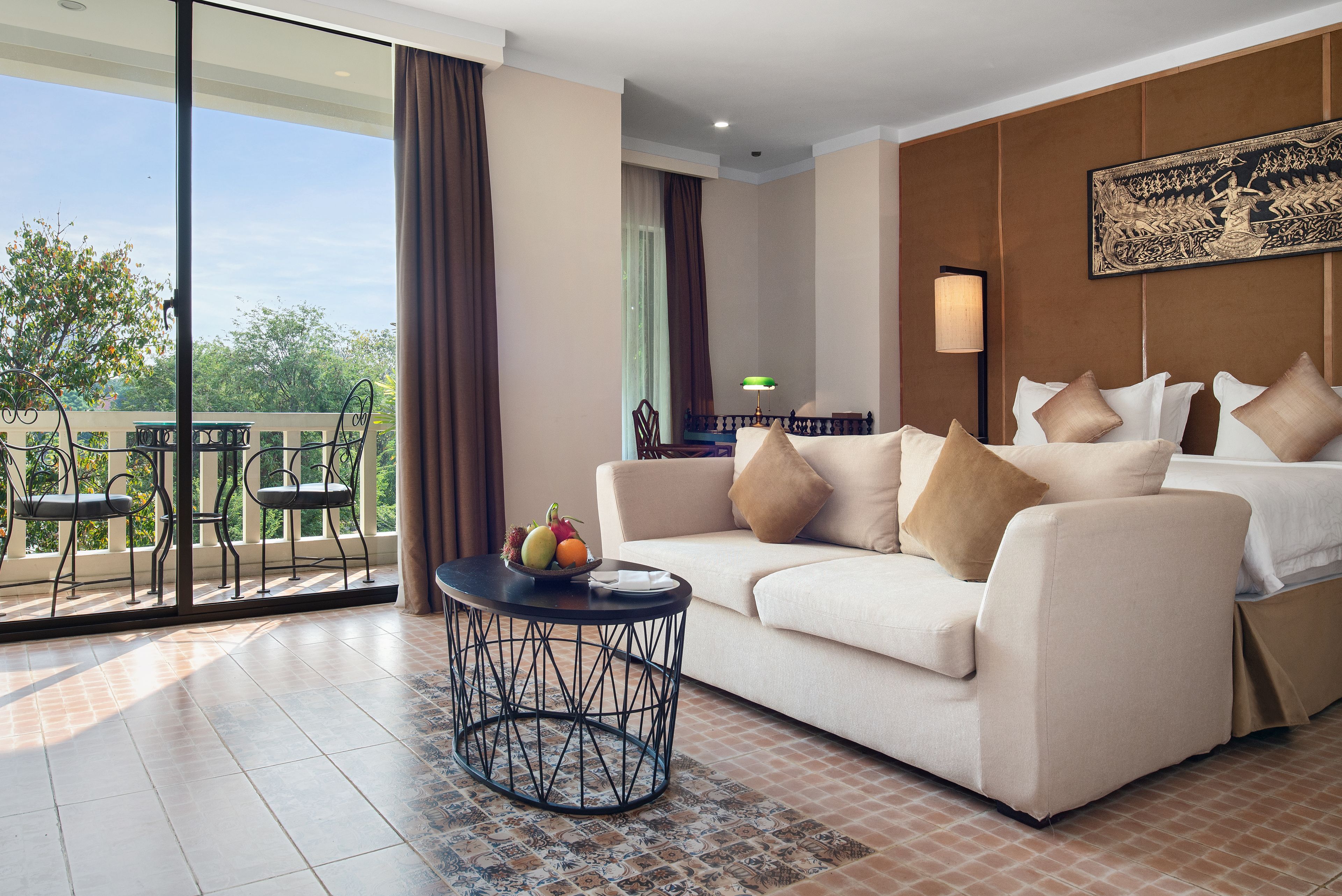 1 bedroom, egyptian cotton sheets, premium bedding, memory-foam beds