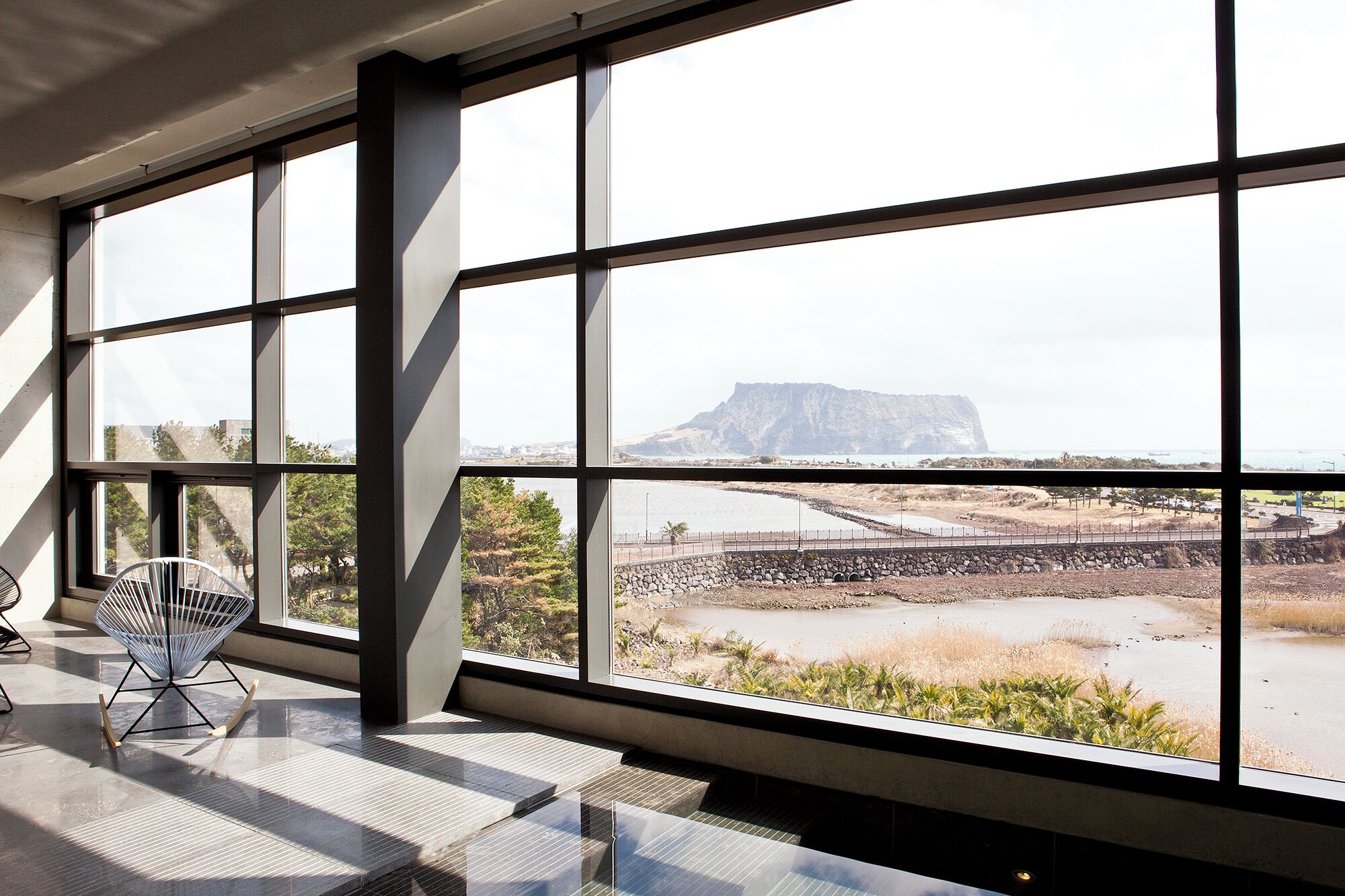 Penthouse | Premium bedding, down comforters, blackout drapes, free WiFi