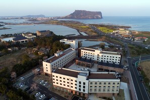 Exterior - Playce Camp Jeju (Seogwipo)