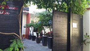 Front of property - Sovanphum Villa - Hostel (Phnom Penh)