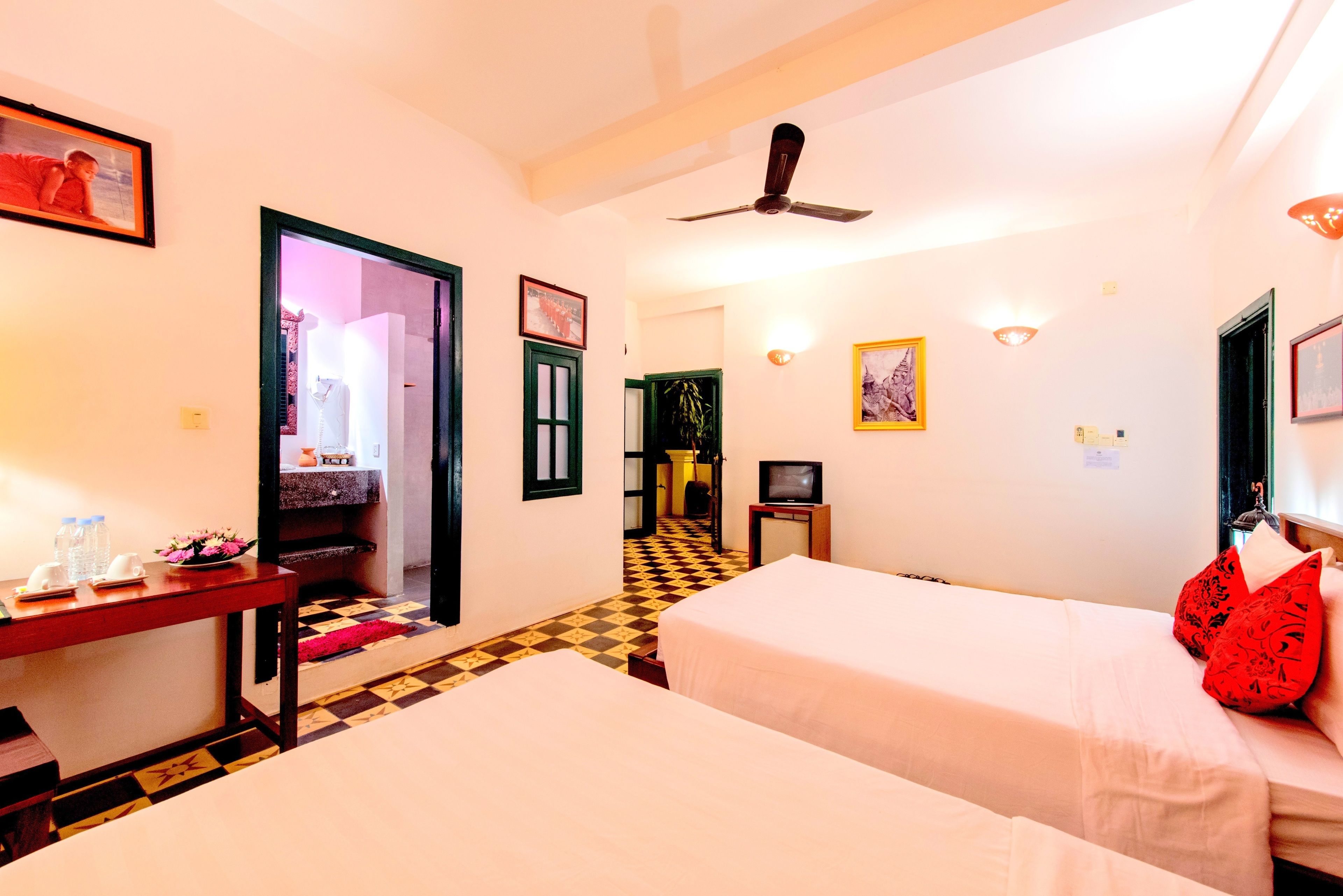 shower, free toiletries, hair dryer, bathrobes