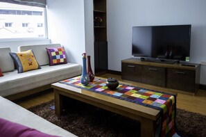 Apartment, 2 Bedrooms | Living room | Flat-screen TV - Anh Tri Flower Apartment (Hanoi)