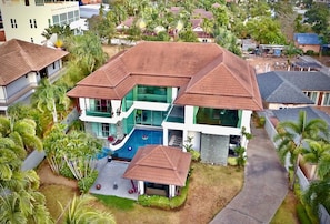 Front of property - Villa Solitude (Rawai)