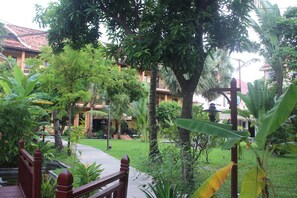 Garden - Suryavara Residence Hotel (Siem Reap)