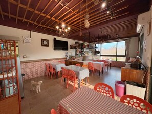 Restaurant - Big Fish House (Magong)