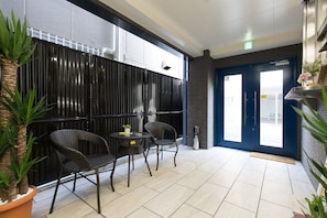 Lobby - TOMIYA (Osaka)